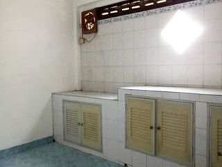 出售 3 卧室 商业空间 在 Thanyaburi, Pathum Thani