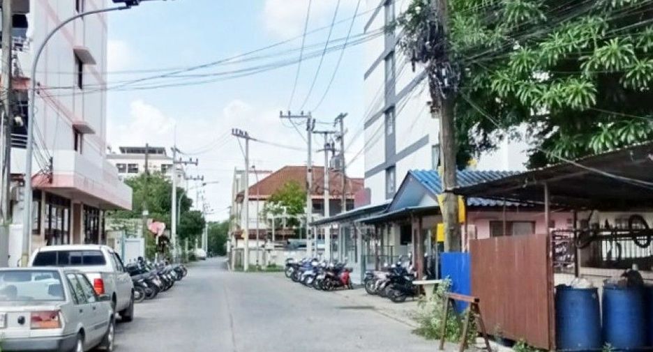 出售 3 卧室 商业空间 在 Thanyaburi, Pathum Thani