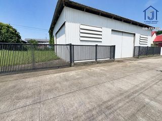 For sale warehouse in Khlong Sam Wa, Bangkok