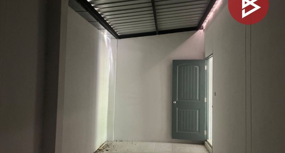 For sale 2 bedrooms townhouse in Mueang Nakhon Pathom, Nakhon Pathom