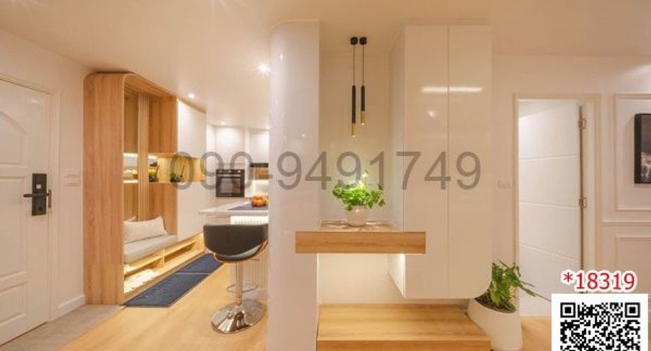 For rent 2 bedrooms condo in Yan Nawa, Bangkok