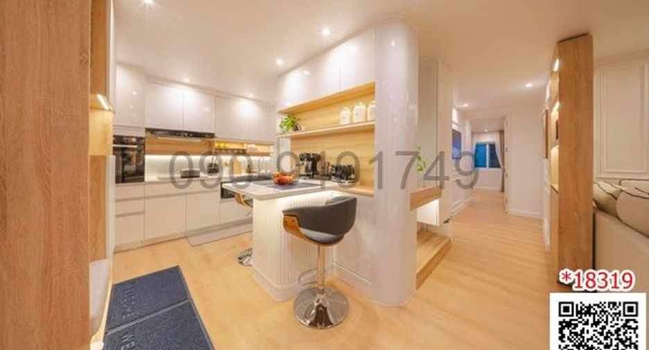 For rent 2 bedrooms condo in Yan Nawa, Bangkok