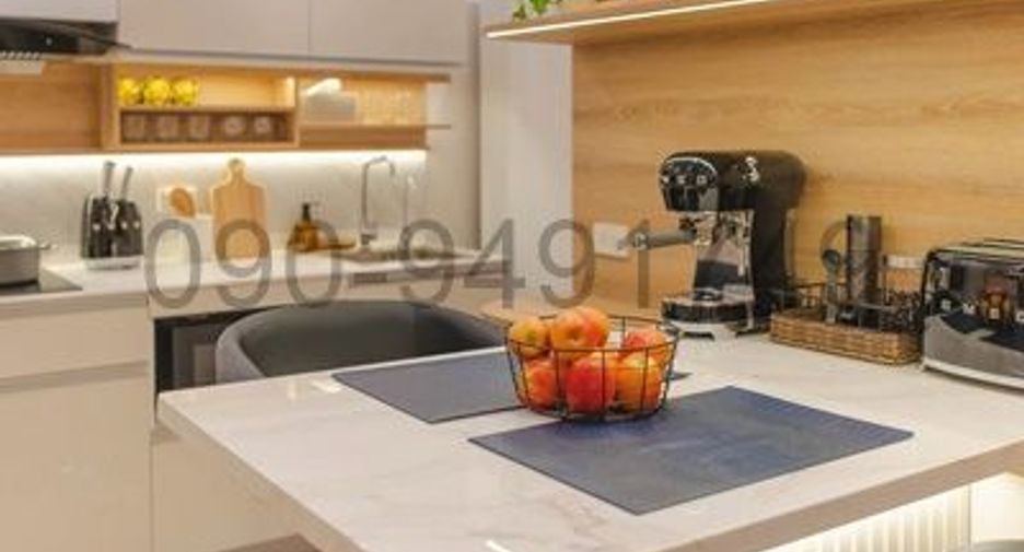 For rent 2 bedrooms condo in Yan Nawa, Bangkok