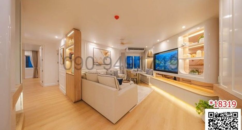 For rent 2 bedrooms condo in Yan Nawa, Bangkok
