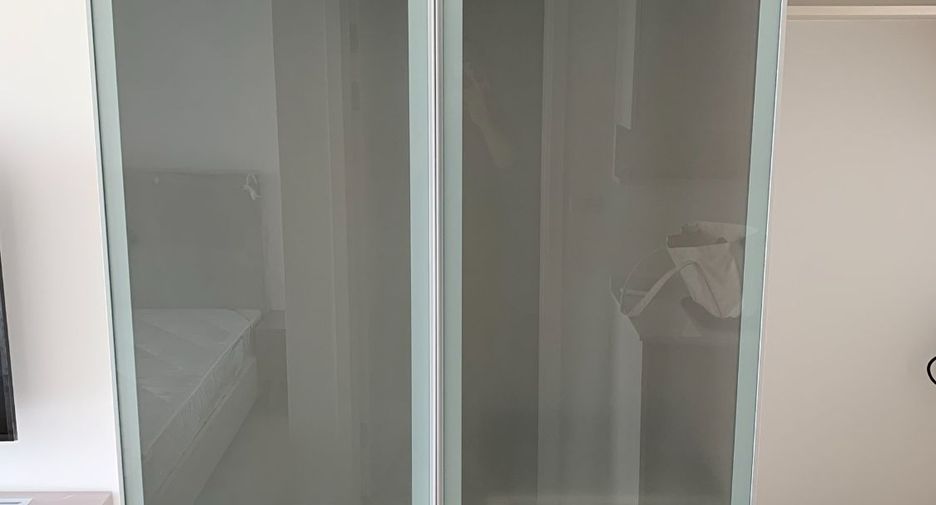 For sale 1 bed condo in Huai Khwang, Bangkok