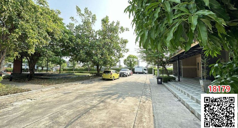 For rent 3 ベッドルーム townhouse in Pak Kret, Nonthaburi
