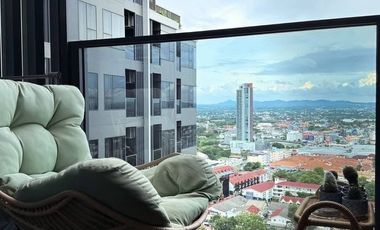 Condo en alquiler y en venta de 1 habitaciones 