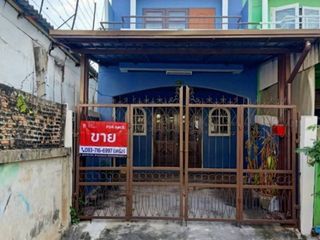 Casa adosada en venta de 2 habitaciones en Bang Sao Thong, Samut Prakan