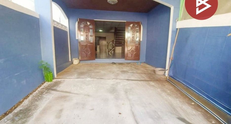 Casa adosada en venta de 2 habitaciones en Bang Sao Thong, Samut Prakan