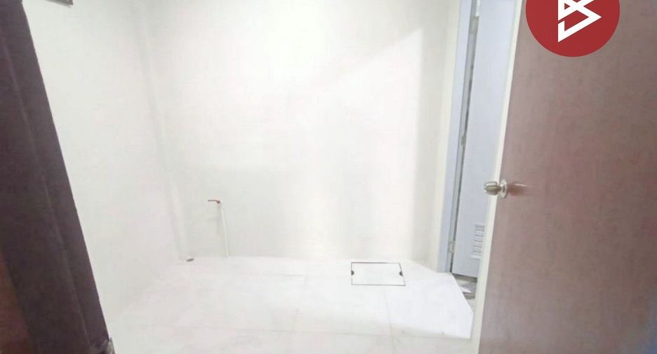 Casa adosada en venta de 2 habitaciones en Bang Sao Thong, Samut Prakan