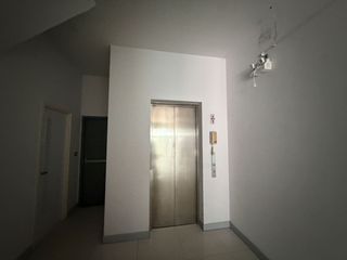 For rent retail Space in Bang Rak, Bangkok