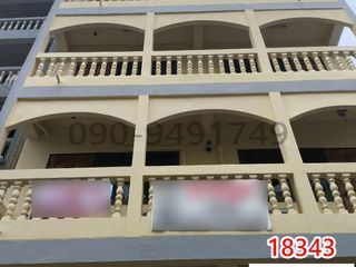 For rent 6 bedrooms retail Space in Din Daeng, Bangkok