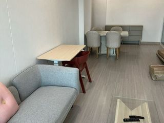 Wohnung zur Miete mit 1 Zimmer in Bang Rak, Bangkok