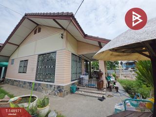 出售 2 卧室 独立屋 在 Mueang Ang Thong, Ang Thong