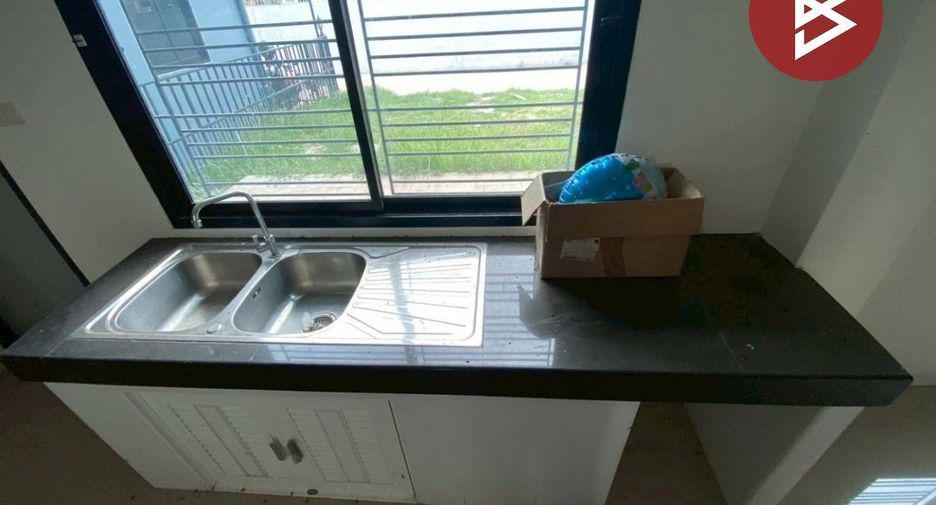 Gewerbefläche zum Kauf mit 4 Zimmer in Mueang Phitsanulok, Phitsanulok