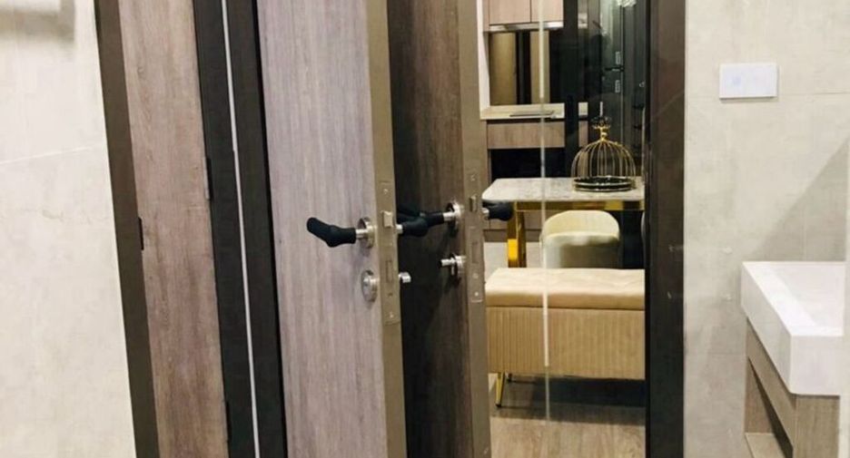 For rent 1 bed condo in Mueang Samut Prakan, Samut Prakan