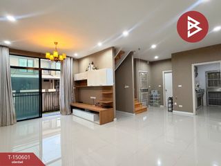 For sale 3 bedrooms house in Ban Pho, Chachoengsao