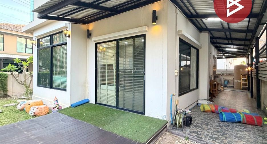 Casa en venta de 3 habitaciones en Ban Pho, Chachoengsao