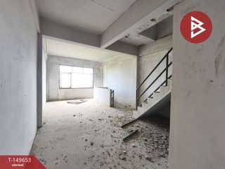 For sale 3 bedrooms retail Space in Mueang Samut Prakan, Samut Prakan