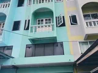 Gewerbefläche zum Kauf mit 2 Zimmer in Si Racha, Chonburi