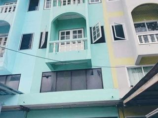 Gewerbefläche zum Kauf mit 2 Zimmer in Si Racha, Chonburi