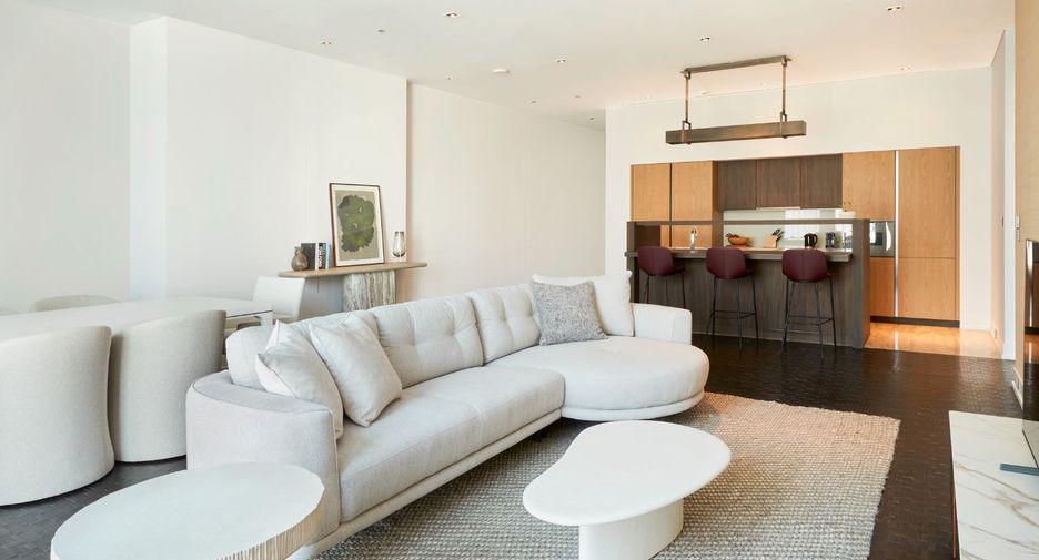 For sale 3 bedrooms condo in Sathon, Bangkok