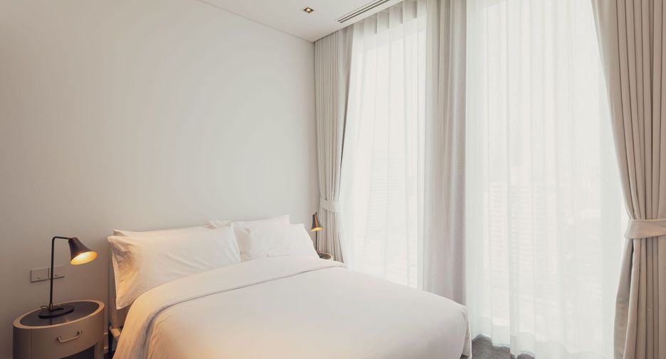 For sale 3 bedrooms condo in Sathon, Bangkok