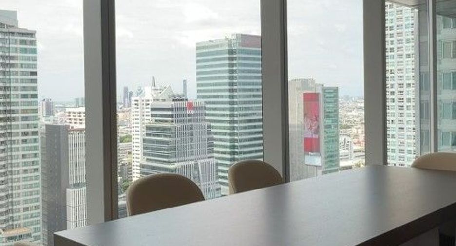 For sale 3 bedrooms condo in Sathon, Bangkok