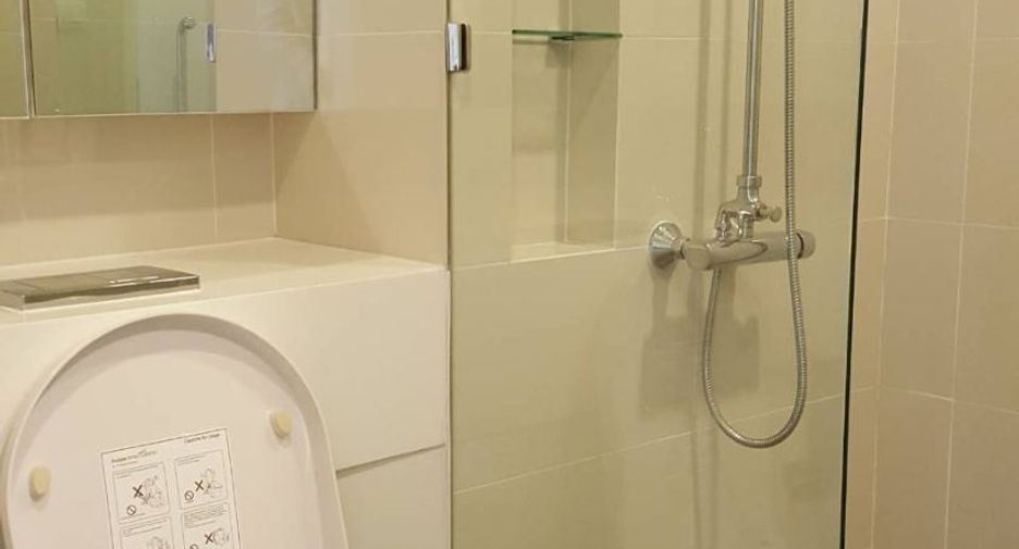 For sale 1 bed condo in Bang Rak, Bangkok