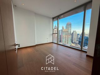 Condo en venta de 2 habitaciones en Bang Rak, Bangkok