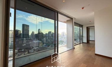 Condo en venta de 2 habitaciones en Bang Rak, Bangkok