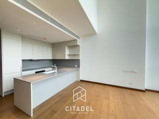 Condo en venta de 2 habitaciones en Bang Rak, Bangkok