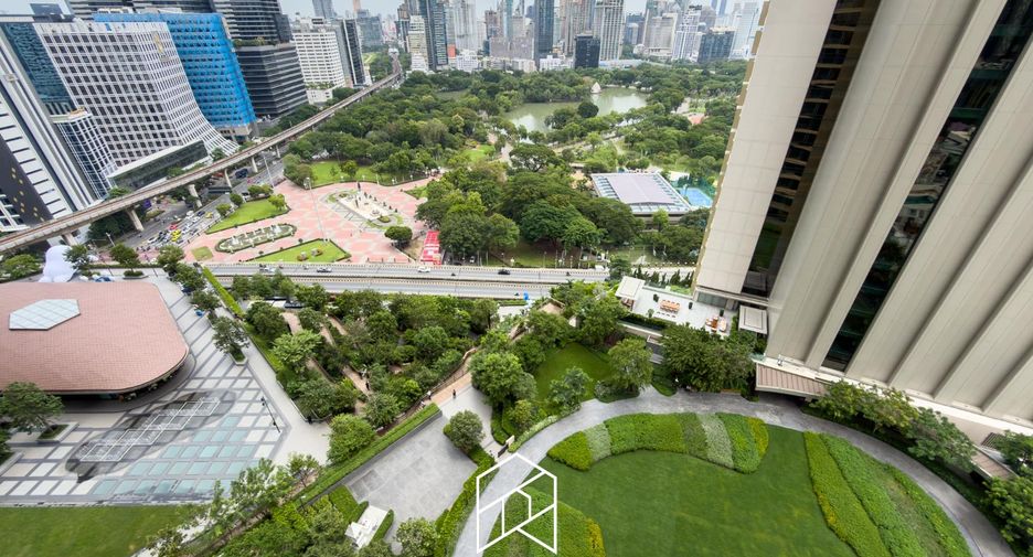 For sale 2 bedrooms condo in Bang Rak, Bangkok