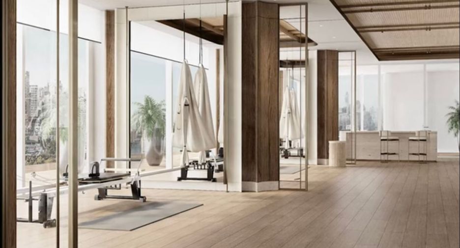 Condo en venta de 2 habitaciones en Bang Rak, Bangkok