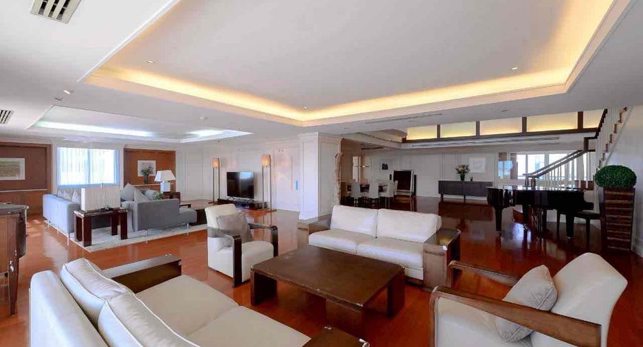 Condo en venta de 4 habitaciones en Watthana, Bangkok