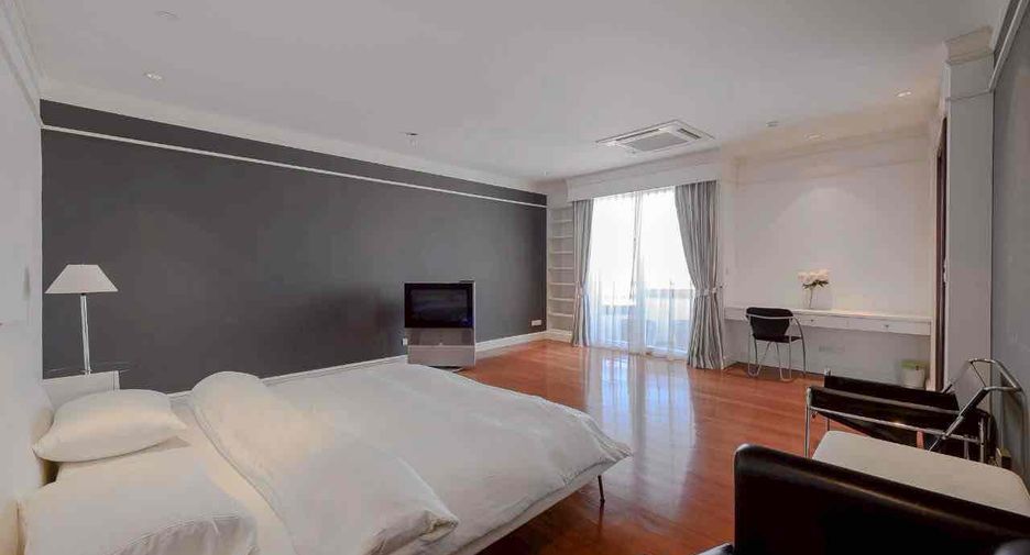 Condo en venta de 4 habitaciones en Watthana, Bangkok