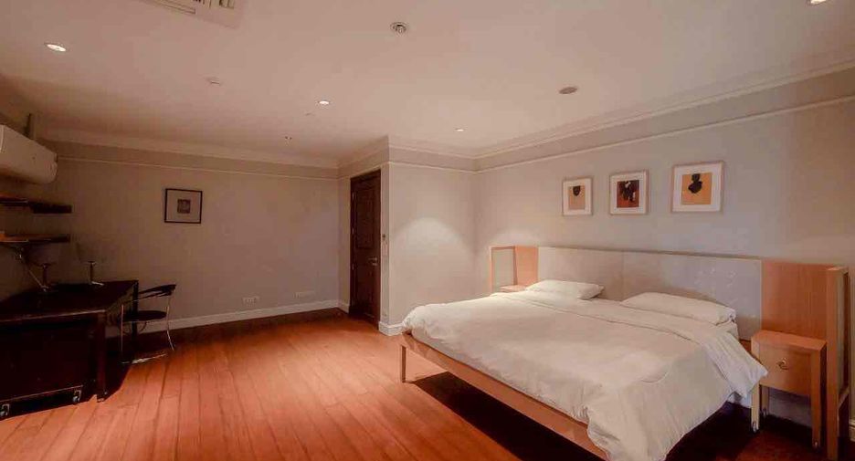 Condo en venta de 4 habitaciones en Watthana, Bangkok