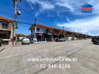 For sale 3 bedrooms townhouse in Mueang Samut Sakhon, Samut Sakhon
