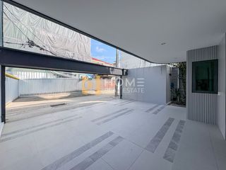 出售 3 卧室 独立屋 在 Phaya Thai, 曼谷