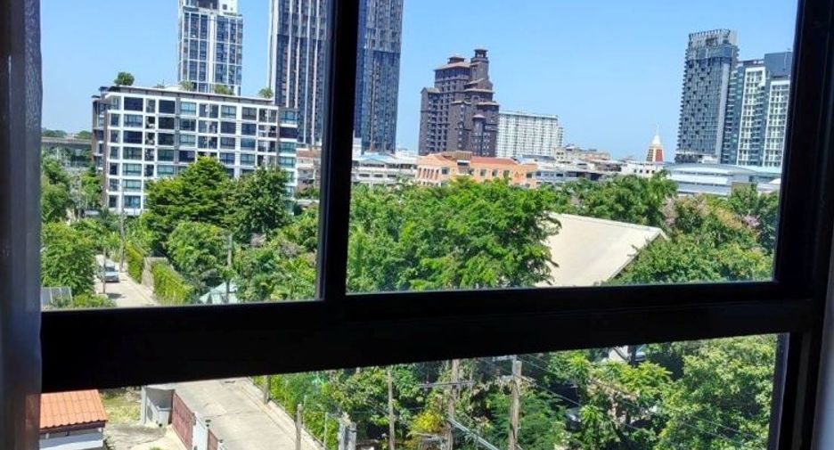 For sale 2 bedrooms condo in Bang Na, Bangkok