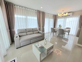 Casa en alquiler de 3 habitaciones en Thanyaburi, Pathum Thani