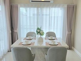 Casa en alquiler de 3 habitaciones en Thanyaburi, Pathum Thani