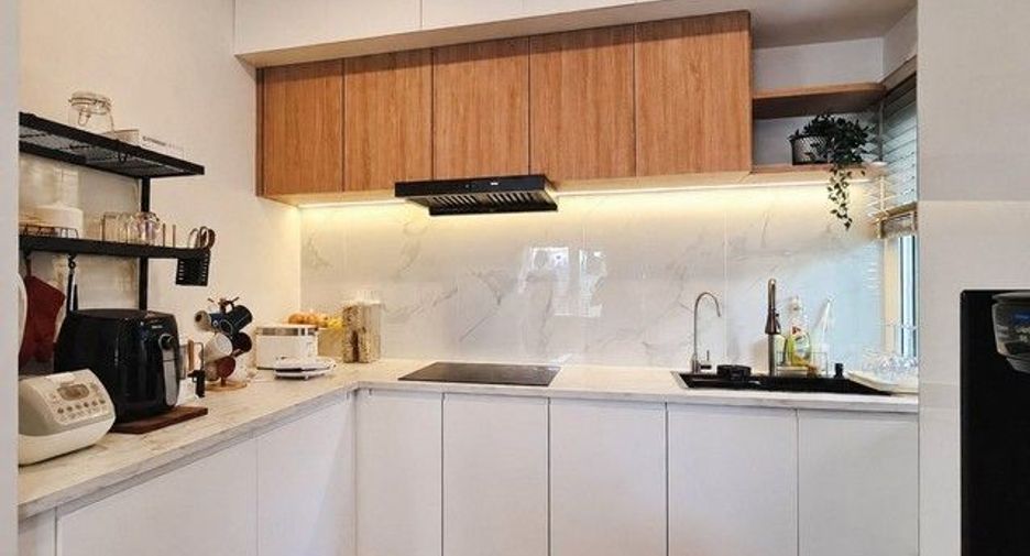 Casa en alquiler de 4 habitaciones en Thanyaburi, Pathum Thani