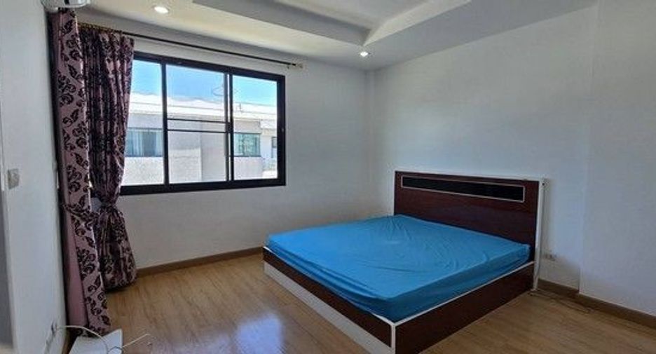 出租 3 卧室 办公室 在 Bang Phli, Samut Prakan