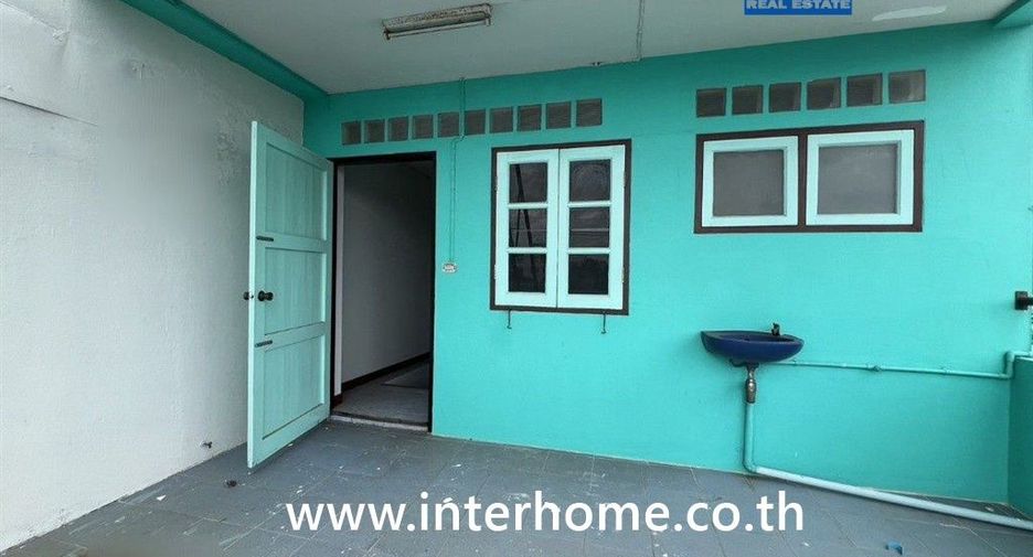 Casa adosada en venta de 4 habitaciones en Mueang Nonthaburi, Nonthaburi