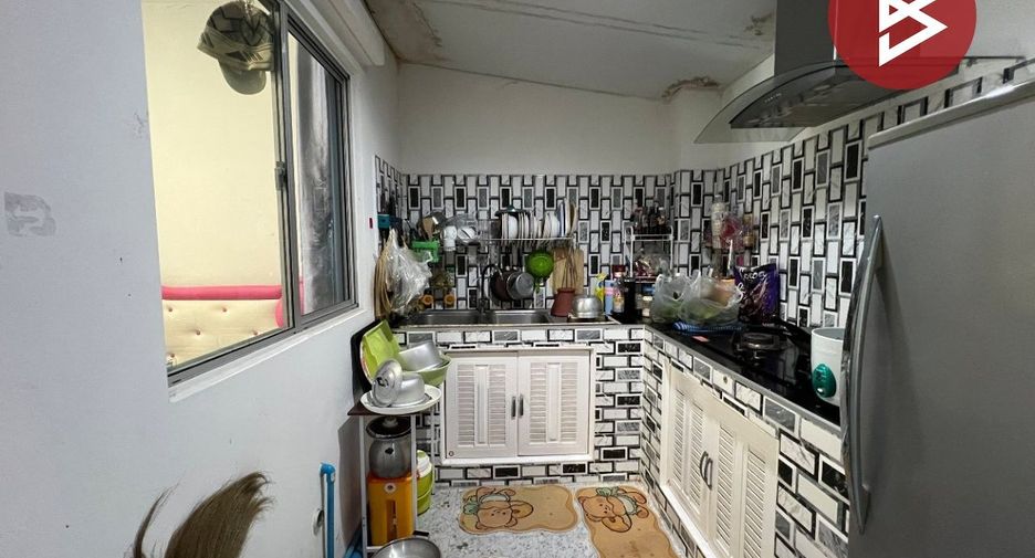 For sale 3 bedrooms townhouse in Mueang Chon Buri, Chonburi