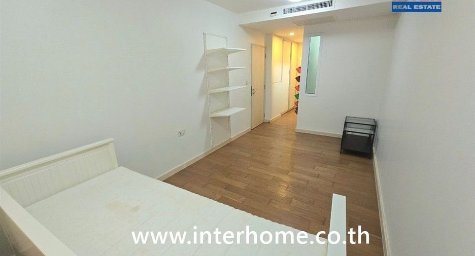 À vendre 1 chambre condo à Sathon, Bangkok