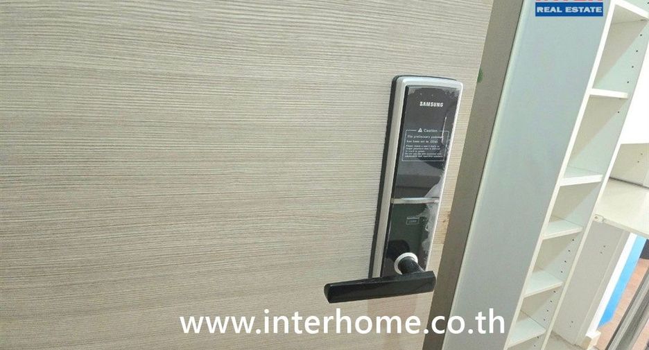 À vendre 1 chambre condo à Sathon, Bangkok