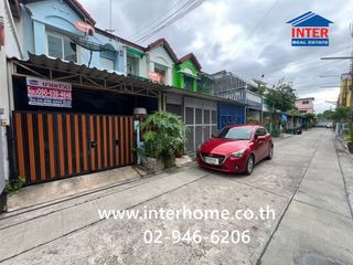 À vendre 2 chambres maison de ville à Phra Pradaeng, Samut Prakan