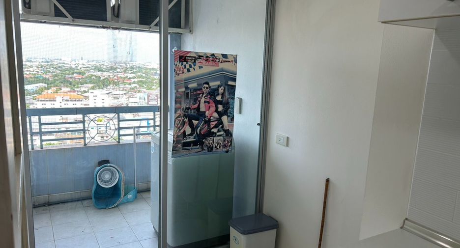 For sale 1 bed condo in Suan Luang, Bangkok